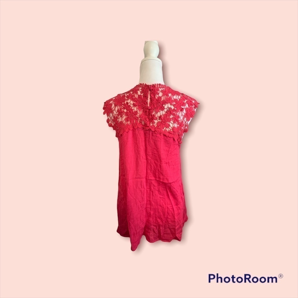 Davi & Dani Pink Macrame Lace Crepe Blouse NWT S - Picture 4 of 7